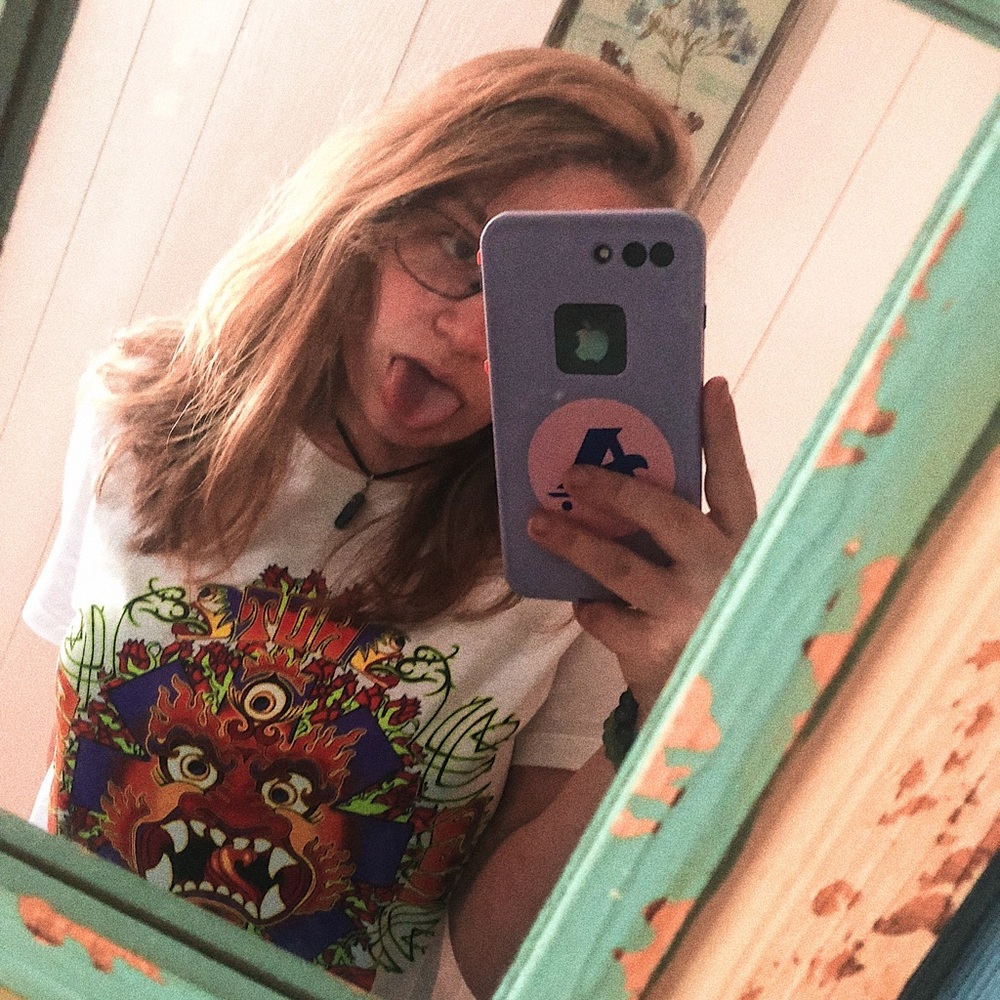 Meet your Posher, Amy